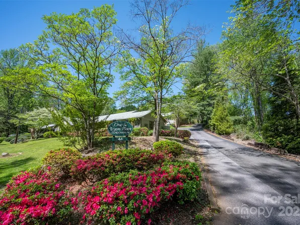 44 Jervey Rd APT 3A, Tryon, NC 28782