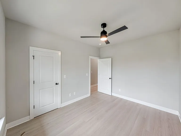 10 Olmsted Cir — Photo 27