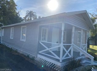 2636 2nd St, Fort Myers, FL 33916