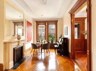 450 8th St, Brooklyn, NY 11215