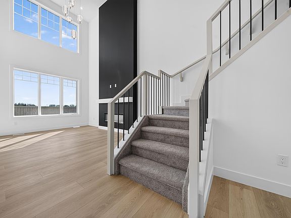2nd image of 3119 9th St NW
