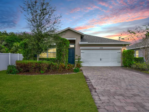 6945 Palm Garden Street, Jupiter, FL 33458