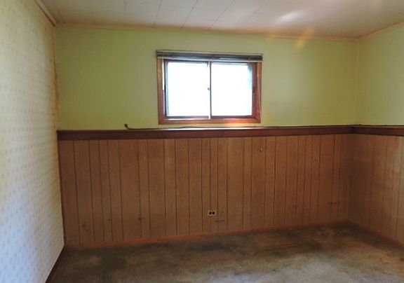 5th image of 581 Harvey Ave