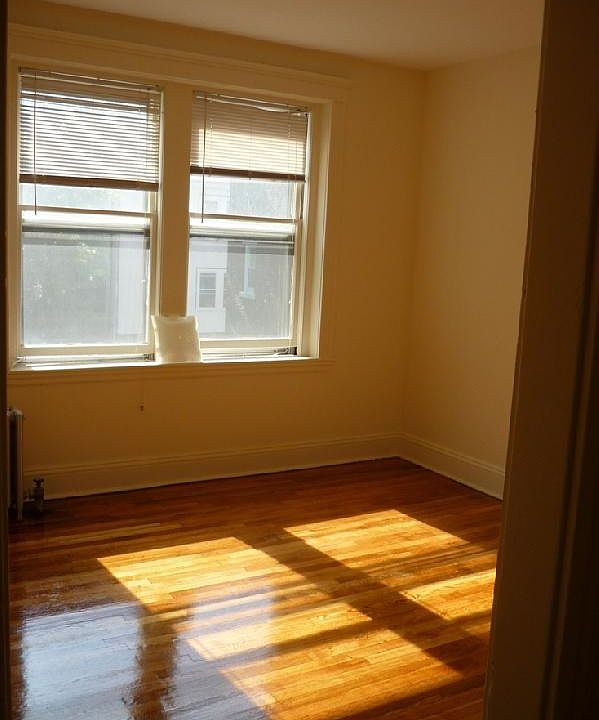 2nd image of 1450 Commonwealth Ave APT 024