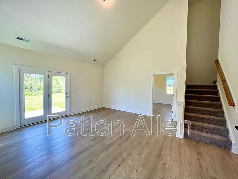 117 N Christie Ct — Photo 12