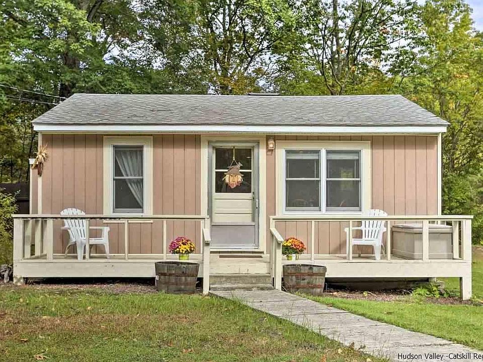 1st image of 18 Shawangunk Dr