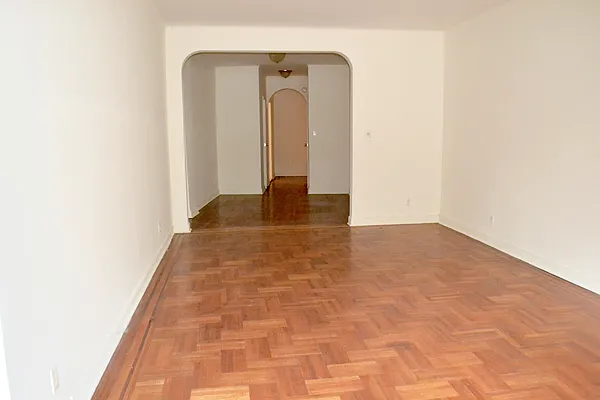 Rented by Excelle Realty Group LTD | media 8