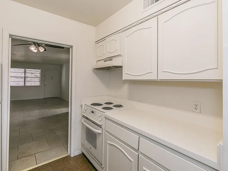 4808 Bryce Ave #4 — Photo 20