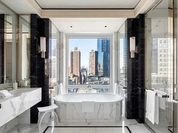 86 Seaport Blvd #1, Boston, MA 02210