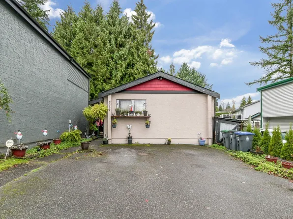 8037 139a St, Surrey, BC V3W 6P9