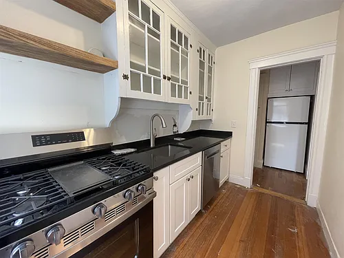 11 Ellery St Photo 1