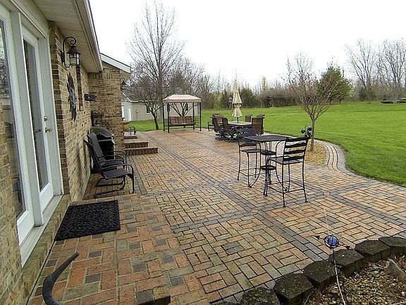 1250 Sq Ft Clay paver patio