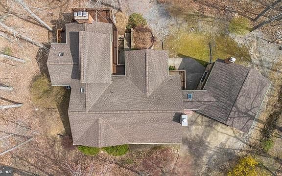 3rd image of 169 Cross Keys Ct