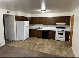 609 S Pike St APT 3, Shinnston, WV 26431