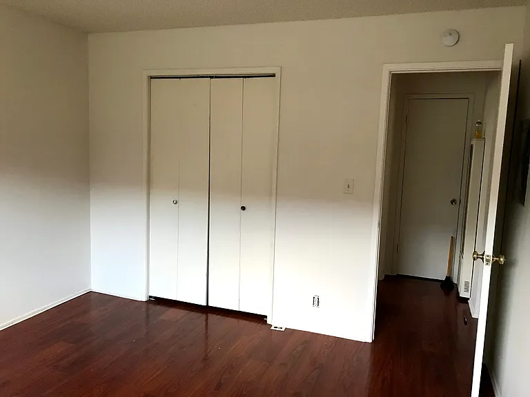 166 Echo Ave #4 — Photo 7