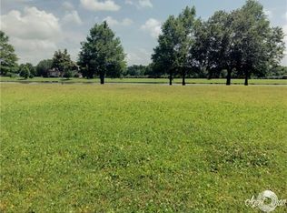 32 Harbour Town Ct, New Orleans, LA 70131