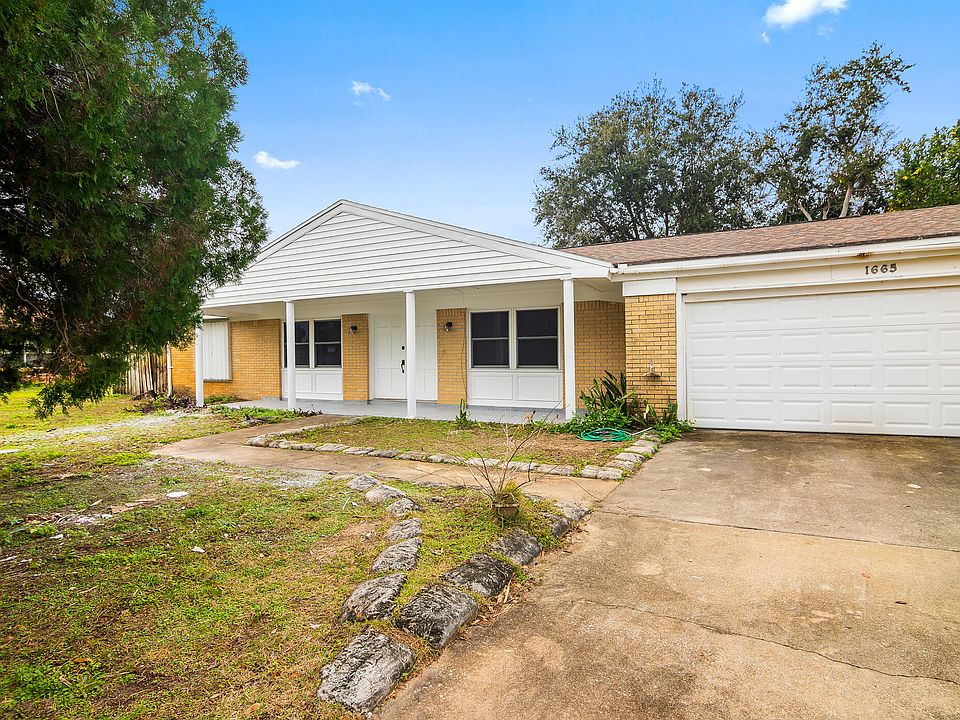 1st image of 1665 Leach Cir
