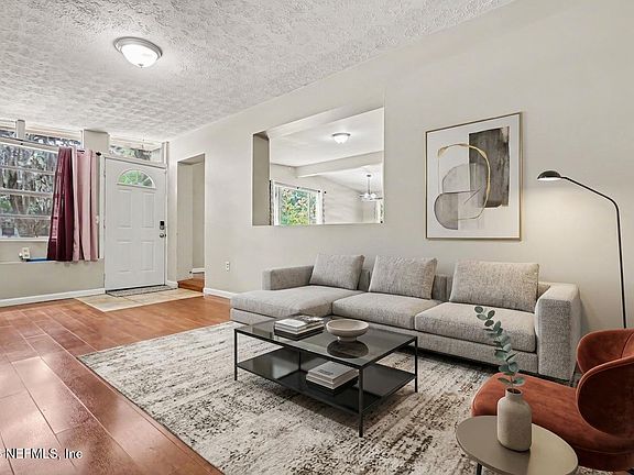 4th image of 6951 BERNAY Avenue #5