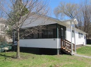 92 Bay Rd, Lake Luzerne, NY 12846