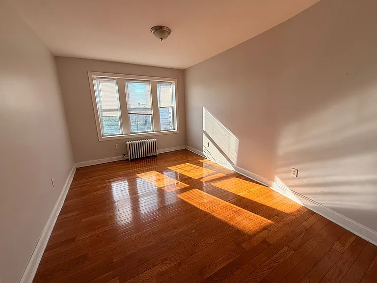 134 Corbin Ave #44E — Photo 3
