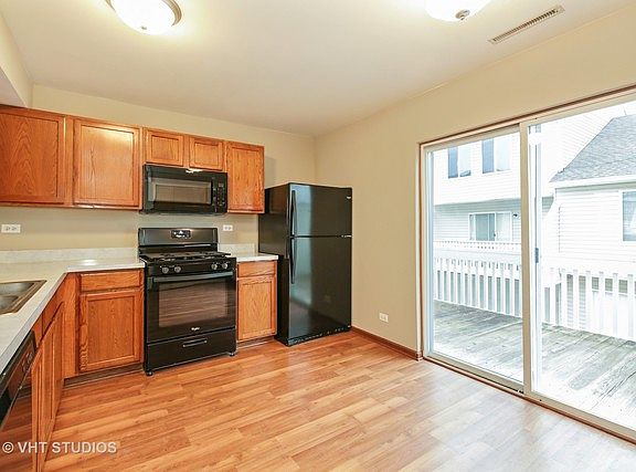 5th image of 807 Hidden Creek Ln