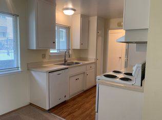 100 Irene Ct APT 11, Belmont, CA 94002