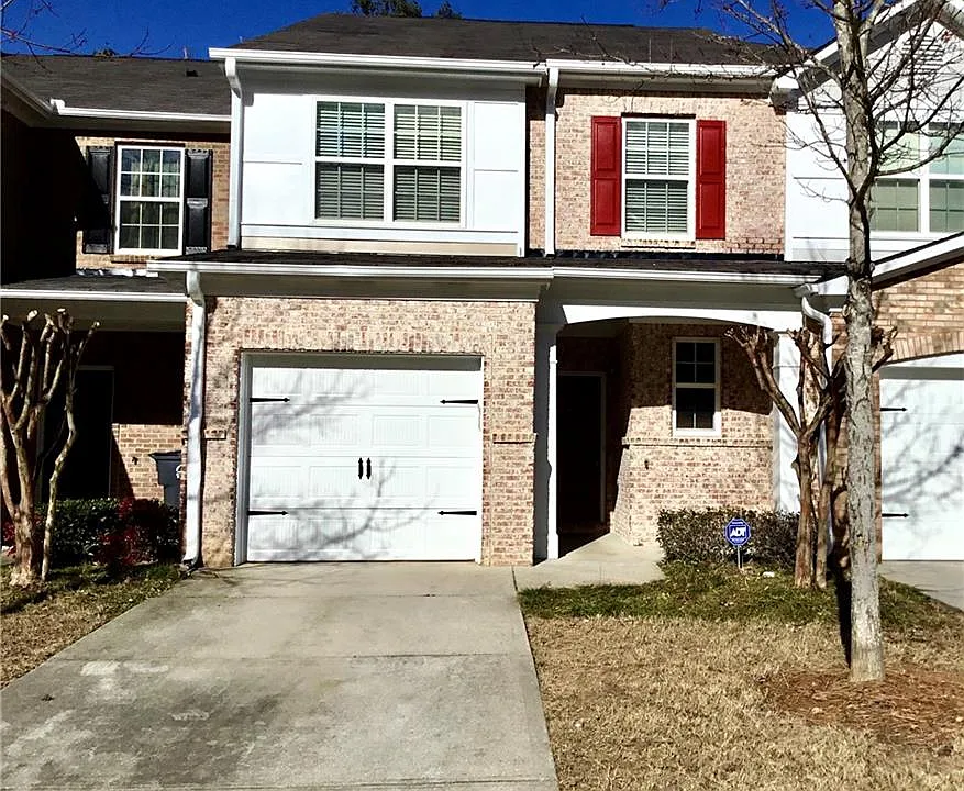 3366 Fernview Dr