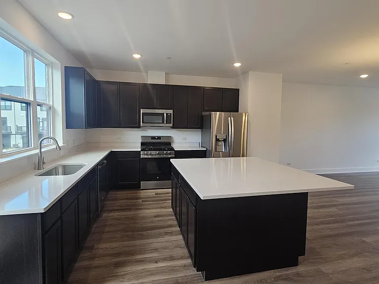 6429 Main St #0 — Photo 24