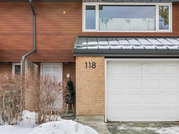 118 N Brae Glen Ln SW, Calgary, AB T2W 1B6