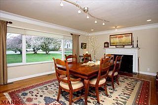 4th image of 3 Shardue Ln