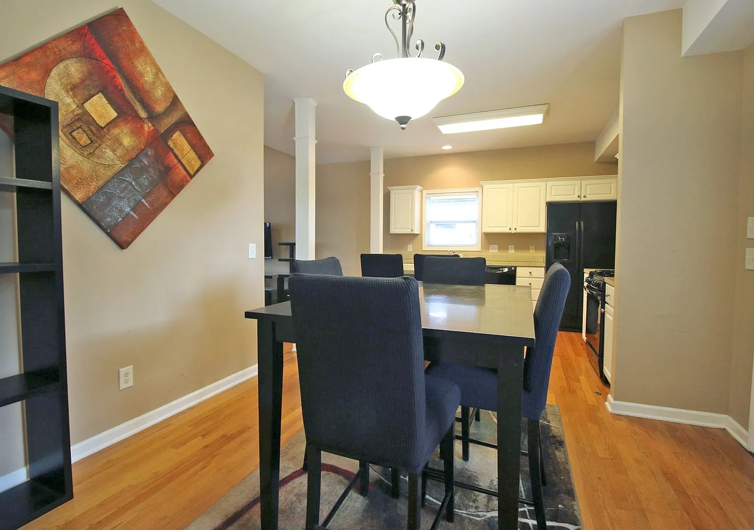 1013 Pine Street — Photo 3