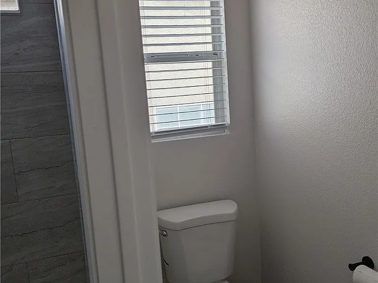 327 Perry Ellis Dr — Photo 52