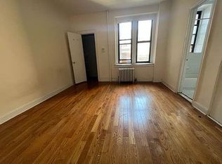 46-14 Vernon Blvd #1B, Long Island City, NY 11101
