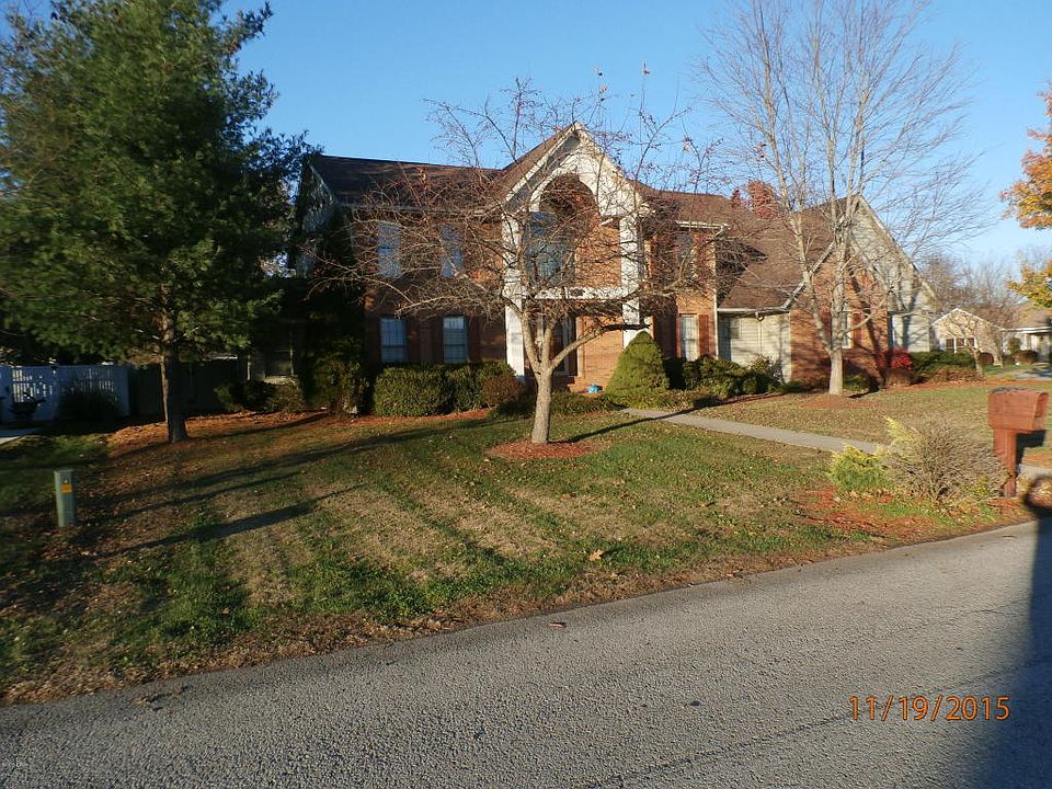 1st image of 806 Aurora Ln