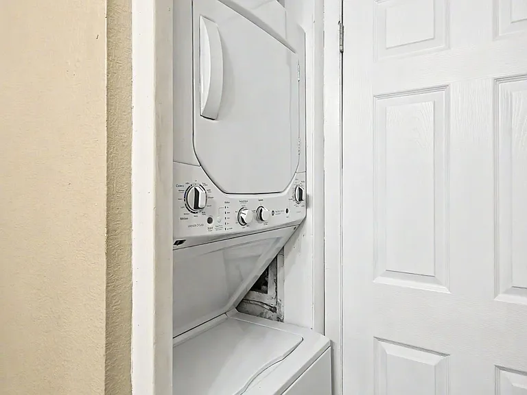 709 Ashlawn Pl — Photo 33