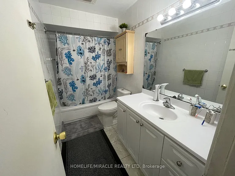 3443 Chipley Cres — Photo 8
