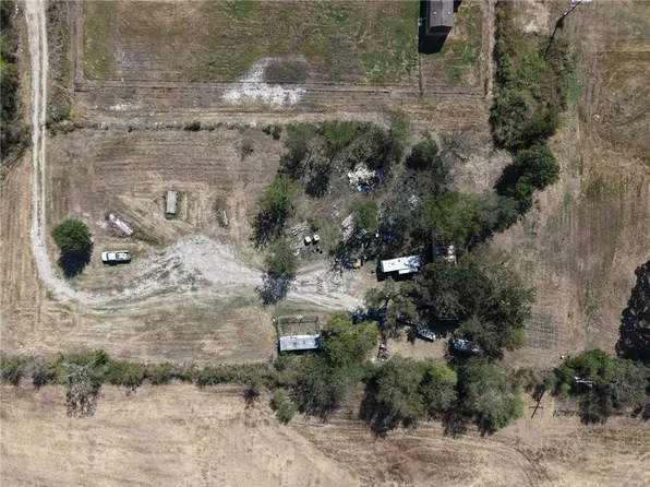 24033 Brazos Ave, Iola, TX 77861