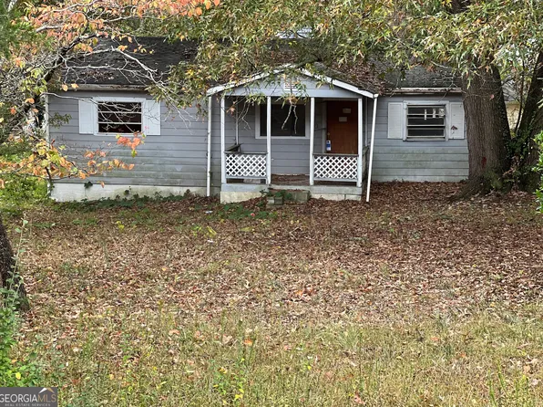 1099 Warren Dr, Riverdale, GA 30296