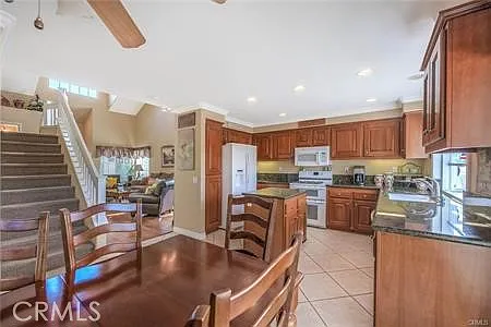 12 Cameron Cir — Photo 4