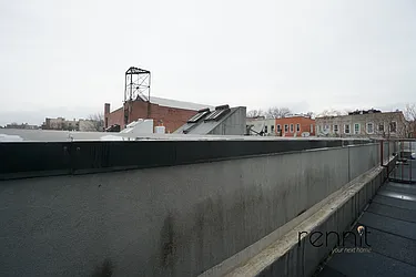 Rented by Rennit Inc.