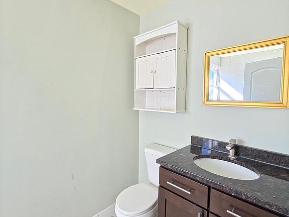 5th image of 7450 Bensville Rd