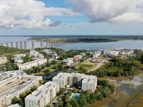 145 Pier View St Unit 108, Daniel Island, SC 29492