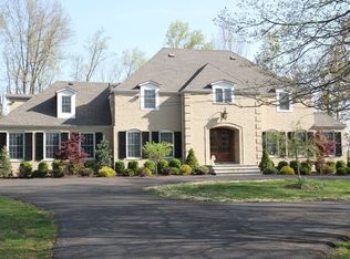 150 Douglas Rd, Far Hills, NJ 07931