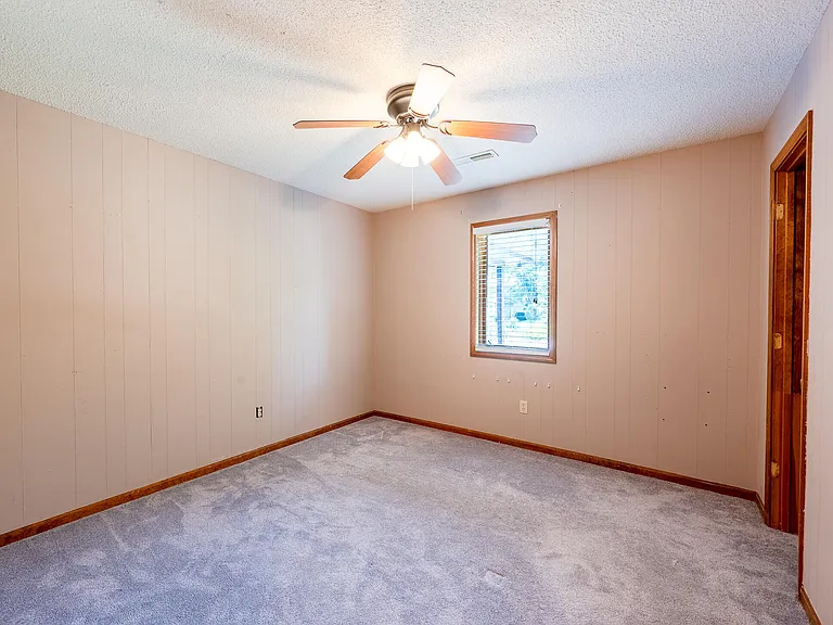 2301 Winchester Dr — Photo 18