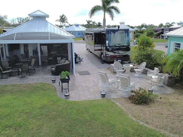 8862 SW Sand Crane Cir, Arcadia, FL 34269