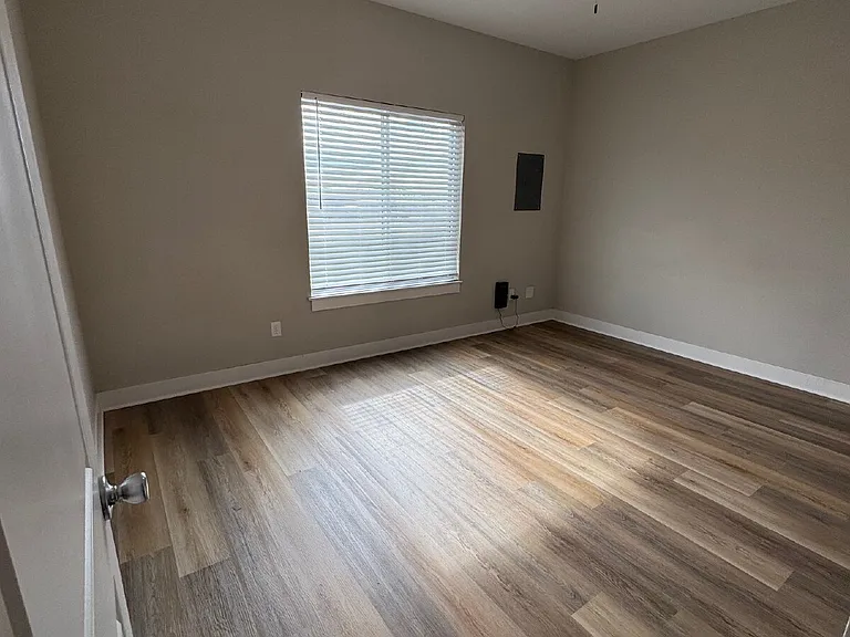 5242 N Cypress Cir — Photo 6
