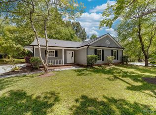 7218 Walnut Wood Dr, Charlotte, NC 28227