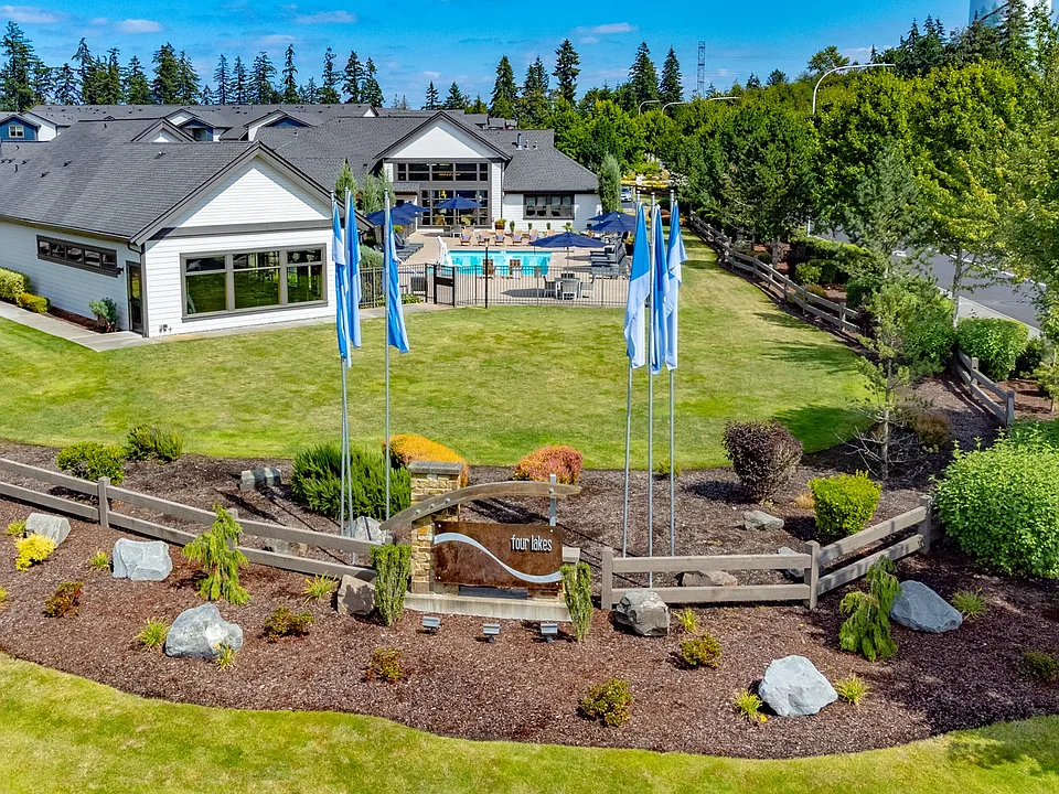 Four Lakes Apartment Homes