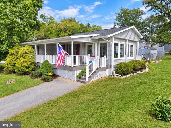 1300 S Raleigh St, Martinsburg, WV 25401