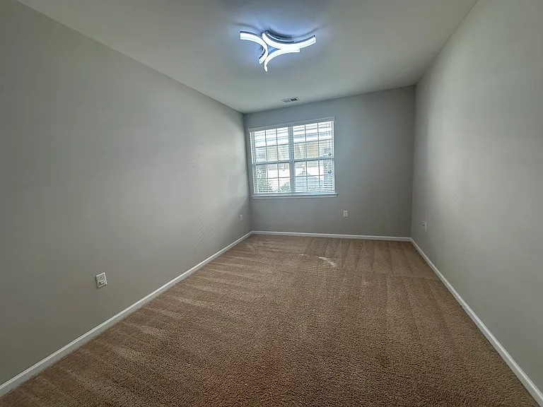 4336 Turnworth Arch — Photo 9